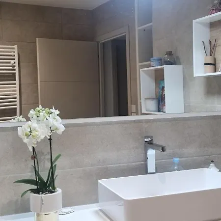 B&B De Luxe, Spa, Piscine, Entre Et Montagne
