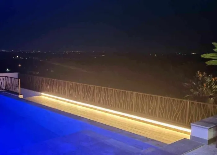 De Luxe, Spa, Piscine, Entre Et Montagne *